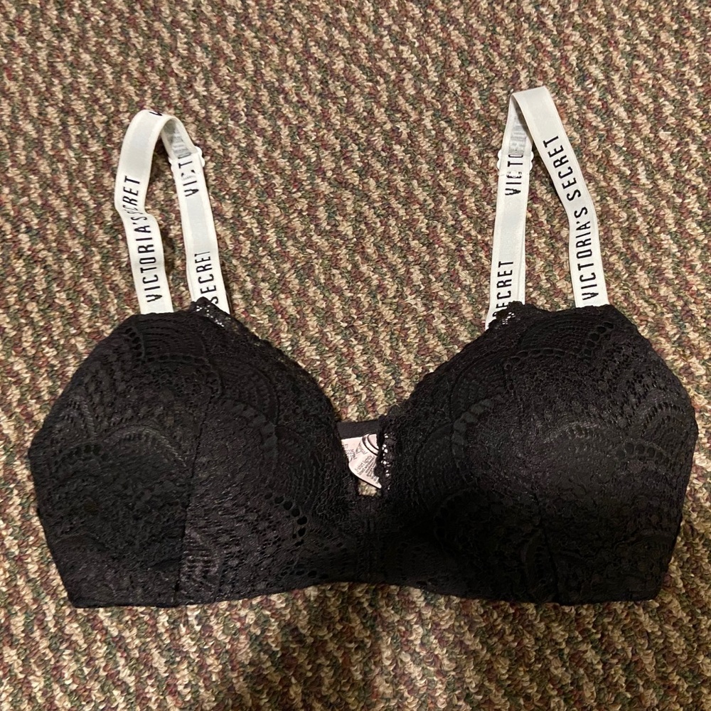 Victoria’s Secret Wireless T Shirt Bra